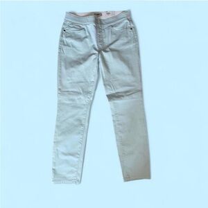 NWT Croft & Barrow Skinny Mid Rise W/Lycra 10S